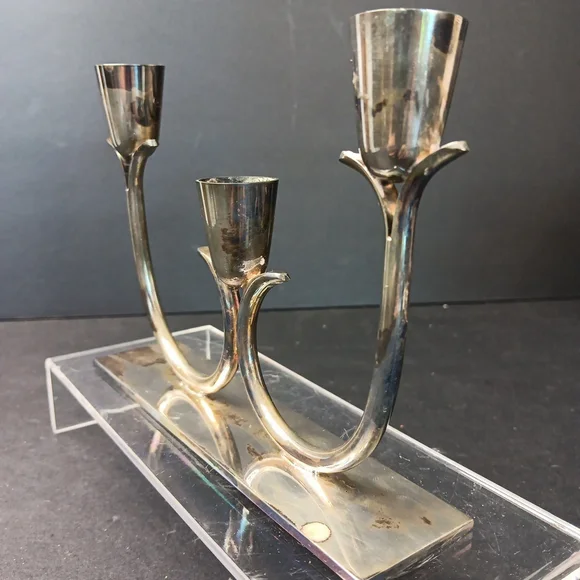 Candelabra Silver Plated Natural Patina Candlestick Holder Wm.A ROGERS Canada - Picture 3 of 12